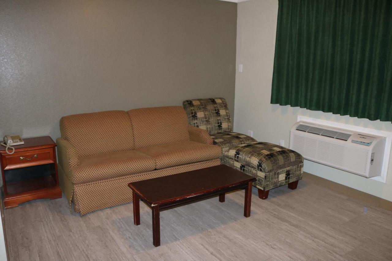Deluxe Inn Motel Лейк Чарльз Экстерьер фото