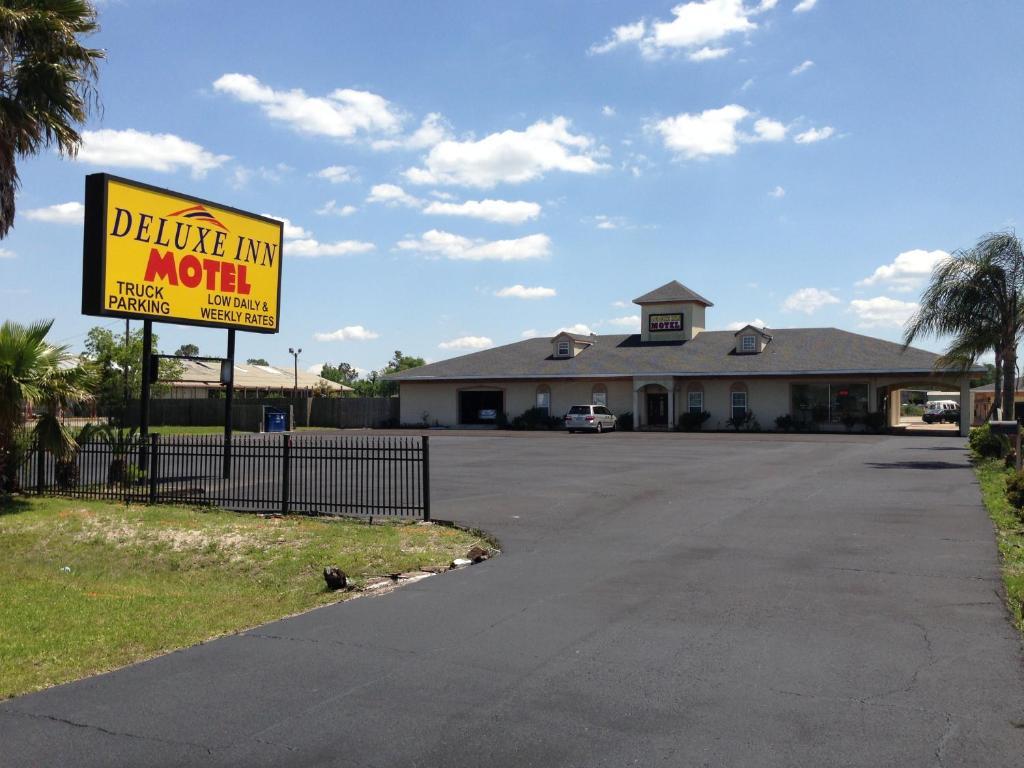 Deluxe Inn Motel Лейк Чарльз Экстерьер фото