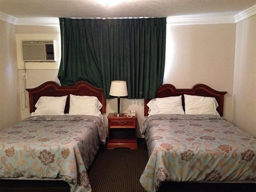 Deluxe Inn Motel Лейк Чарльз Экстерьер фото