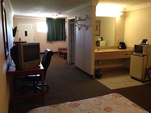 Deluxe Inn Motel Лейк Чарльз Экстерьер фото